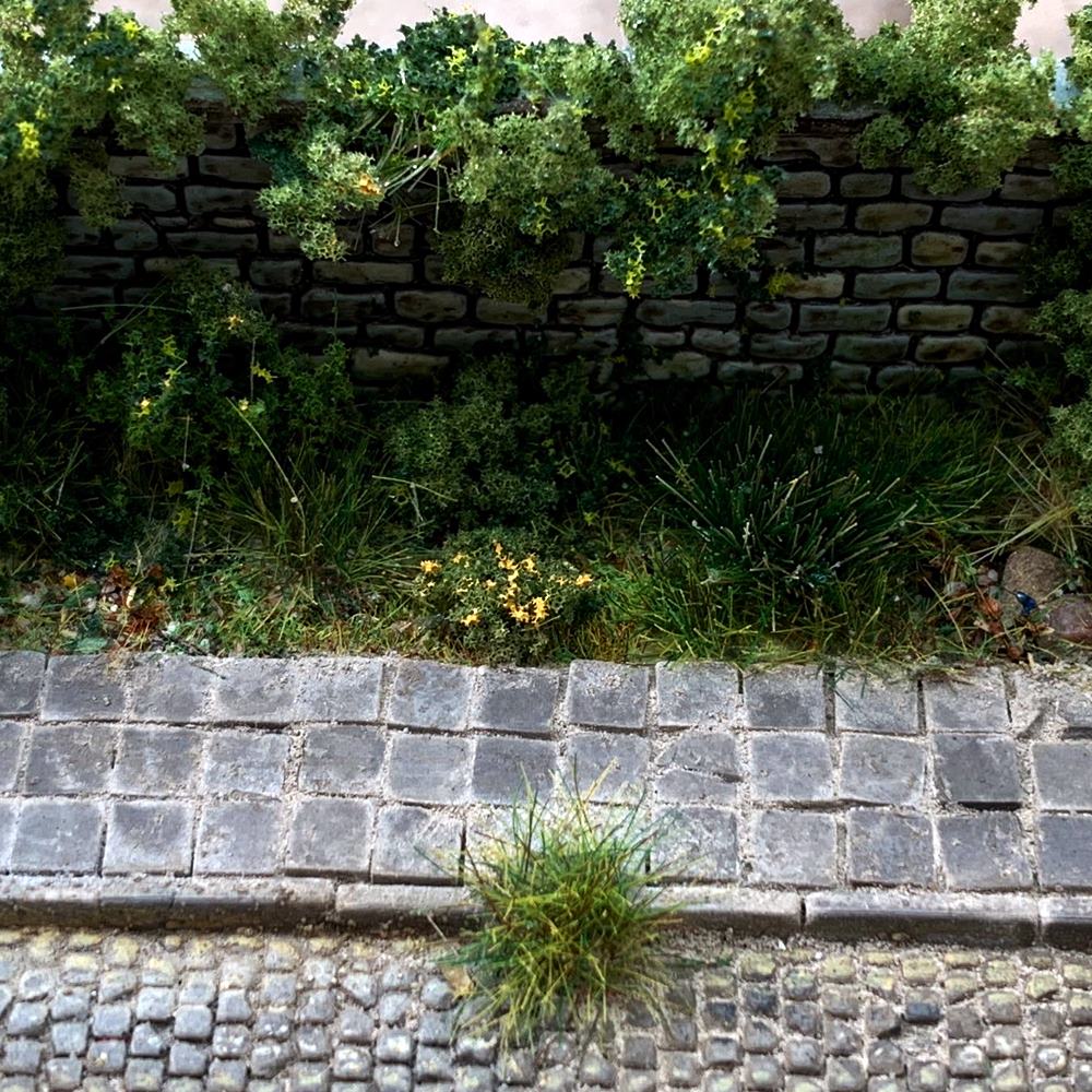 Straßen im Modellbau realistisch gestalten