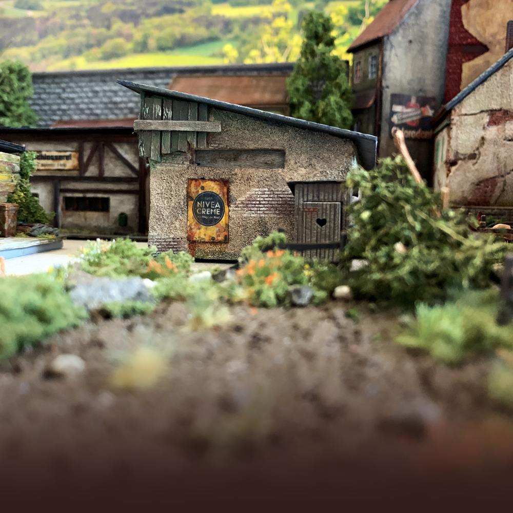 Modellbau in 1:87: Kleine Welten zwischen Diorama, H0 und echter Atmosphäre